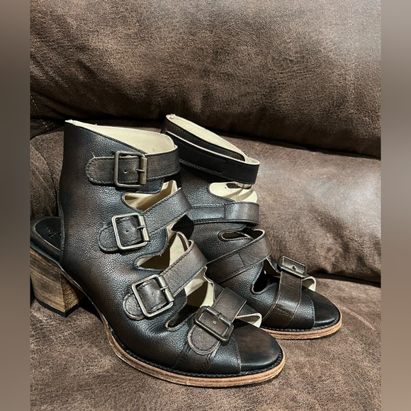 freebird Shoes - freebird The Quail “gladiator” style Cutout Block Heel Sandals